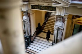 Suprema deberá zanjar indemnizaciones para víctimas de abusos tras una década de los casos en el Colegio Apoquindo