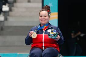 “Nunca lo esperé así; fue mejor que en mis sueños”: el manifiesto de Tamara Leonelli, la tenimesista chilena que brilló como la abanderada de Santiago 2023