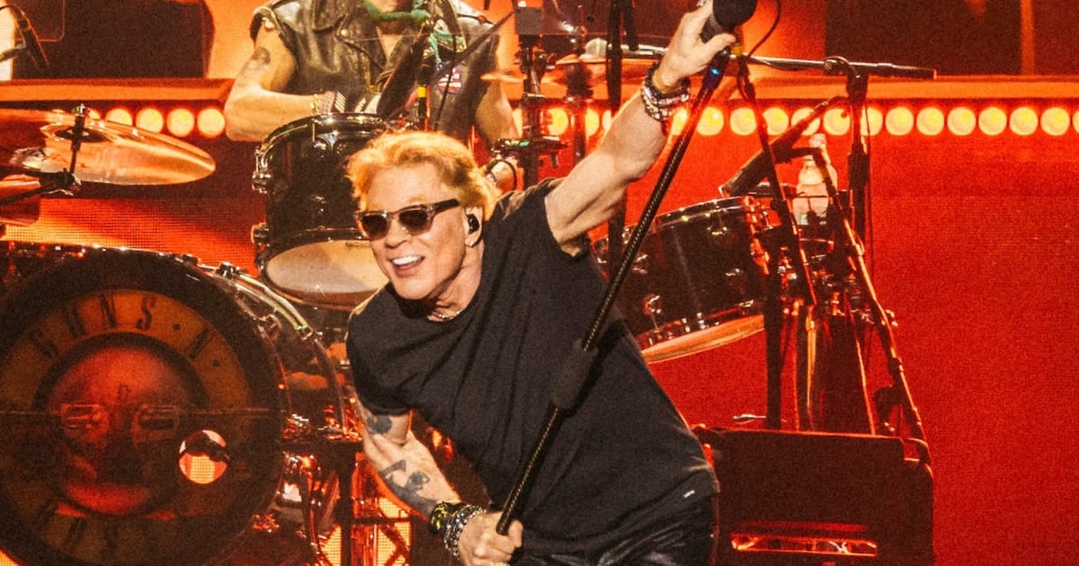 Guns N’ Roses remece al Parque Estadio Nacional con un show cargado de clásicos