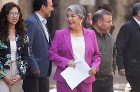 “Nos falta mucho conectar con la ciudadanía y eso Parisi lo interpretó muy bien”: Jara reconoce desafíos de cara a segunda vuelta