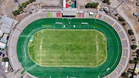 “Nuestra casa sigue mejorando”: Palestino muestra la renovada cara del Municipal de La Cisterna