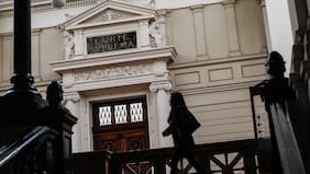 ¿Uso de IA? Suprema multa por casi $ 400 mil y suspende por un mes a abogada que citó doctrina que no existe