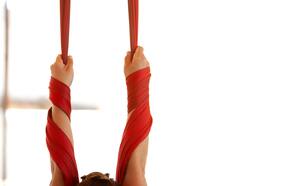 Mirada Paula: Una mirada íntima al Circo Yoga