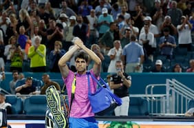 “Me ha hecho sentir como si tuviera 13 años”: la brutal confesión de Carlos Alcaraz tras caer frente a Dimitrov en el Masters de Miami