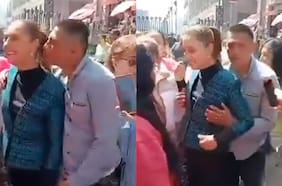 Detienen al hombre que tocó sin su consentimiento a la presidenta Sheinbaum en Ciudad de México