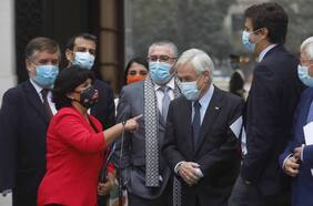 Mínimos ¿comunes?: propuesta de la oposición tiene un costo de, al menos, US$10.450 millones más que la del gobierno