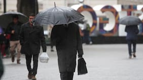 Jornada fría, nubosa y con lluvia: lo que se espera este lunes para la Región Metropolitana