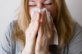 ¿Resfrío, Influenza o Covid? Cómo diferenciar los síntomas y qué hacer