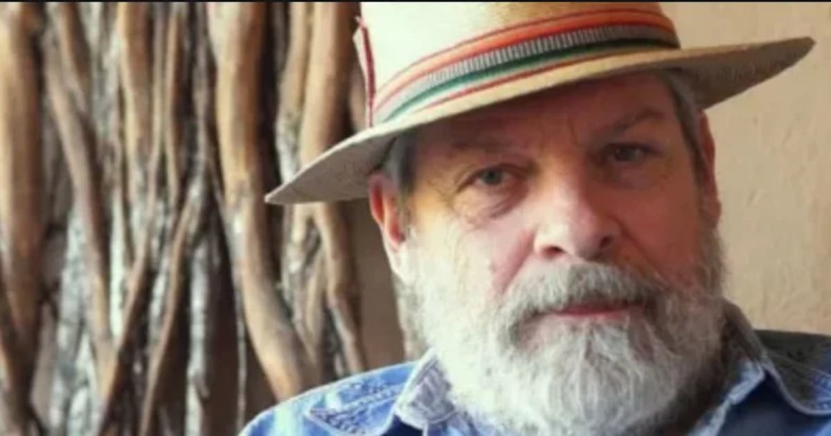 At the age of 73, Paul Landon, the remembered driver of the Earth Inside - The Third