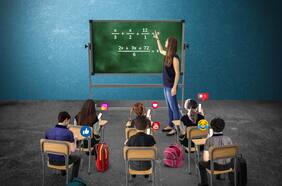 Profesores contra pantallas: el dilema del celular en la sala de clases