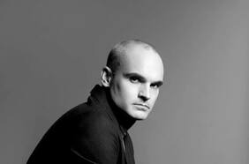 Escritor argentino Hernán Díaz presenta su nueva novela en el ciclo La Ciudad y las palabras de la UC