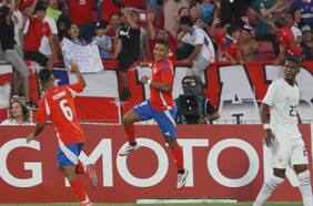 No ocurría hace 14 años: el triplete con el que Nicolás Guerra se mete en la historia de la Roja