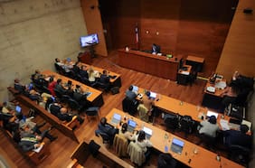 Fiscalía detalla maniobras de trama bielorrusa, reformaliza a Vivanco y formaliza al exdiputado Gabriel Silber