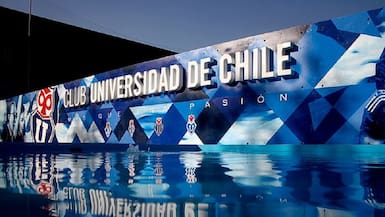 Azul Azul se reúne para buscar una solución al conflicto con la Universidad de Chile