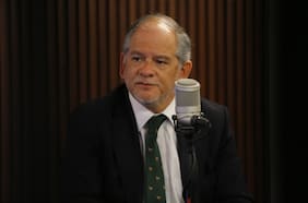 Abogado de la familia de Jaime Guzmán sostiene que visita de Kast a Argentina “evidentemente cambia el foco” si Apablaza no está detenido