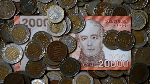 Internacionalización del peso chileno en marcha: aumenta el uso por parte de extranjeros y vienen más medidas