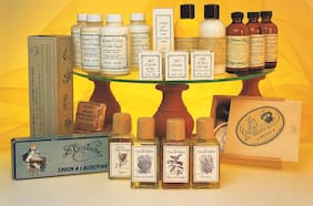 Regalos y relanzamiento de la línea Almendra: así es la campaña de L’Occitane en Provence para celebrar sus 50 años