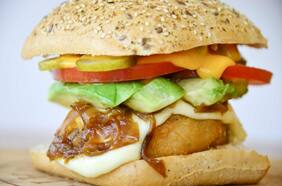 Sabrosas y amigables con el planeta: dónde probar las mejores hamburguesas veganas