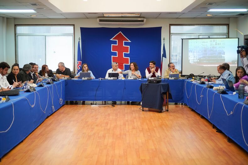 REUNION DE PARTIDOS SEDE DEMOCRACIA CRISTIANA