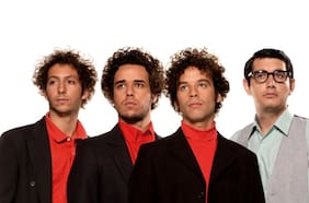 “Amar en el campo”: historia del hit de Teleradio Donoso en voz de Álex Anwandter