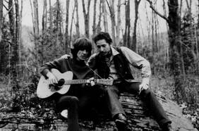 Bob Dylan publica las sesiones que grabó junto a George Harrison