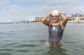 Bárbara Hernández hace historia en aguas abiertas