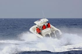 Gobierno de Cuba dice que mató a cuatro tripulantes de una lancha civil con patente estadounidense