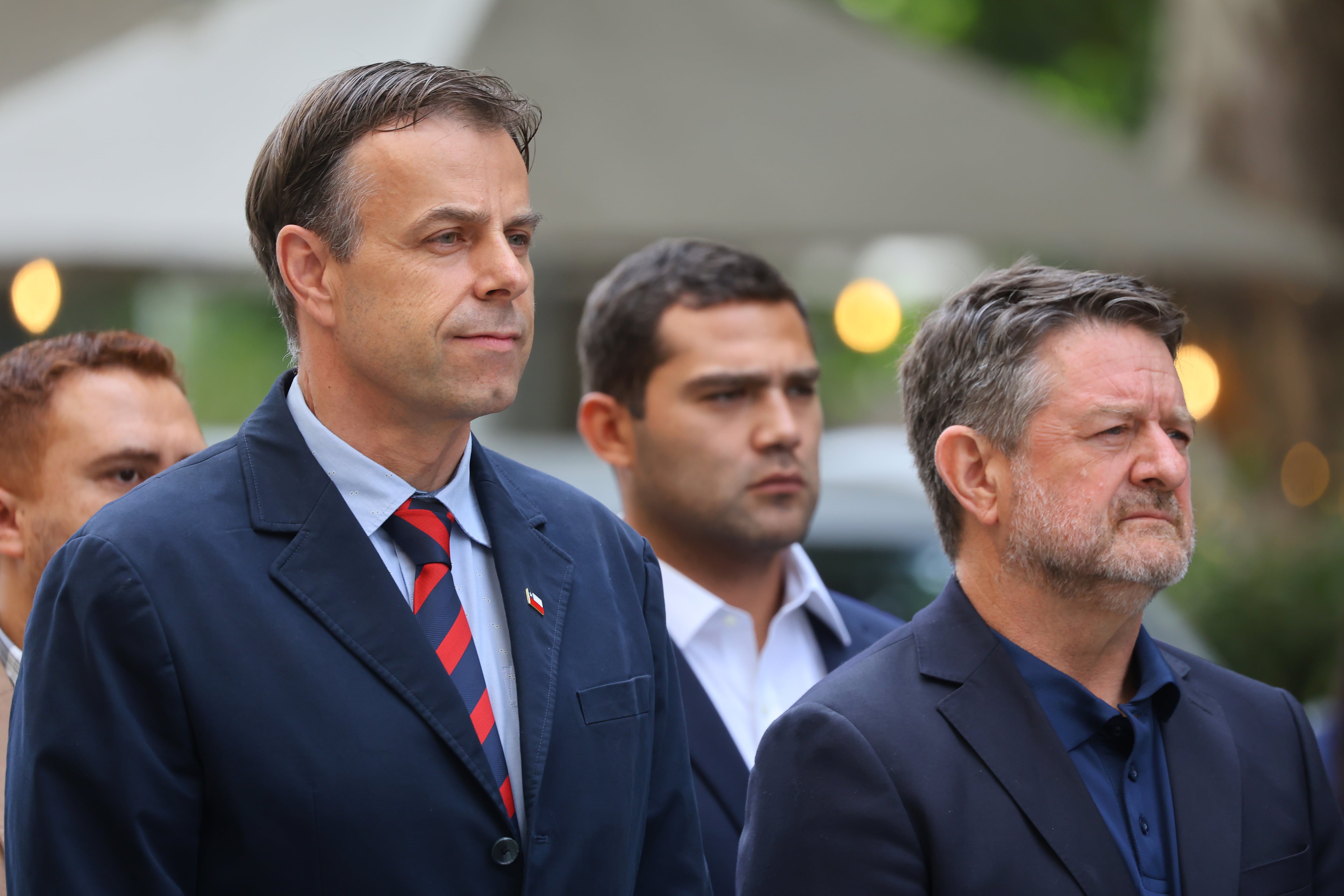 Compra de radares meteorológicos desata pugna entre Orrego y Codina por origen del financiamiento