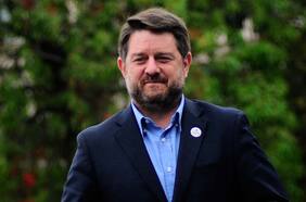 Claudio Orrego le responde a Pamela Jiles: “Es fácil hablar de las oligarquías o las elites, pero llegado el momento, actúan peor que eso”