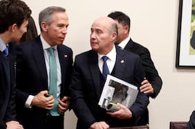 Hacienda refrenda compromiso de cumplir meta fiscal este año, tras cuestionamientos del CFA