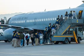 Nuevas expulsiones: 34 personas fueron trasladadas en un vuelo chárter hasta Bolivia, Colombia y República Dominicana
