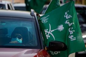 Arabia Saudita reforma ley y permite que las mujeres vivan solas sin obtener el permiso de un tutor masculino