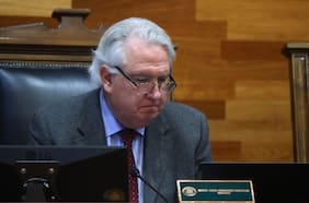 Miguel Ángel Fernández, el único ministro del TC que acogió el recurso del gobierno para impugnar norma de servicios básicos