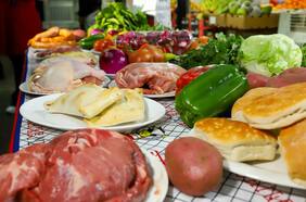 Estudio Odepa: La Región Metropolitana ofrece la canasta dieciochera más económica del país