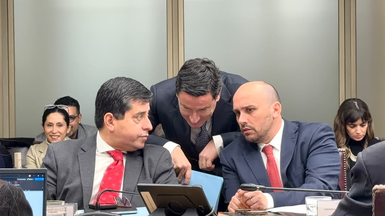 Senadores Araya, Longton y Squella alistan ingreso de reforma de seguridad