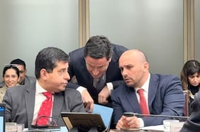 Senadores Araya, Longton y Squella alistan ingreso de reforma de seguridad