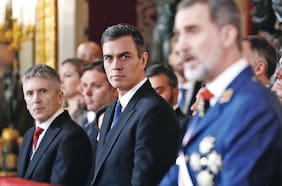 Pedro Sánchez anuncia plan para renovar la corona española
