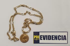 Detienen a mujer en aeropuerto de Santiago por contrabando de joyas: es mamá de chileno condenado por robo en Francia