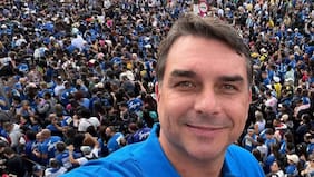 Flávio Bolsonaro acusa a Lula de los aranceles de EEUU a Brasil: “Estamos en un avión sin piloto”