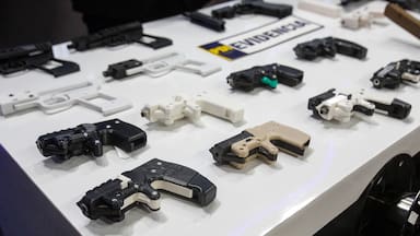 Las comunicaciones de un agente encubierto por Telegram que permitieron tirar la primera hebra en la investigación de armas 3D