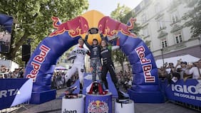 Una chilena hace historia en Alemania: Paz Gallo conquista el primer Red Bull Cerro Abajo femenino