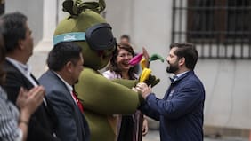 La Moneda apuesta a repliegue electoral de Boric en la semana decisiva de Jara