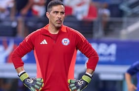 “Me amenazaron de muerte”: exdelantero de Colo Colo anuncia acciones legales contra Claudio Bravo