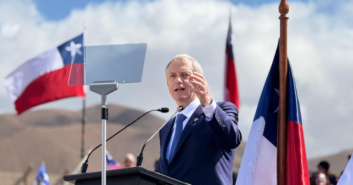 Kast inicia campaña presidencial en Antofagasta: una apuesta por el cambio radical en un Chile polarizado