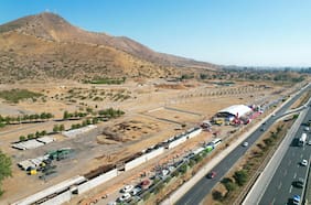 Humo blanco para el Parque Cerro Chena: Minvu y GORE de Santiago alcanzan acuerdo para su apertura