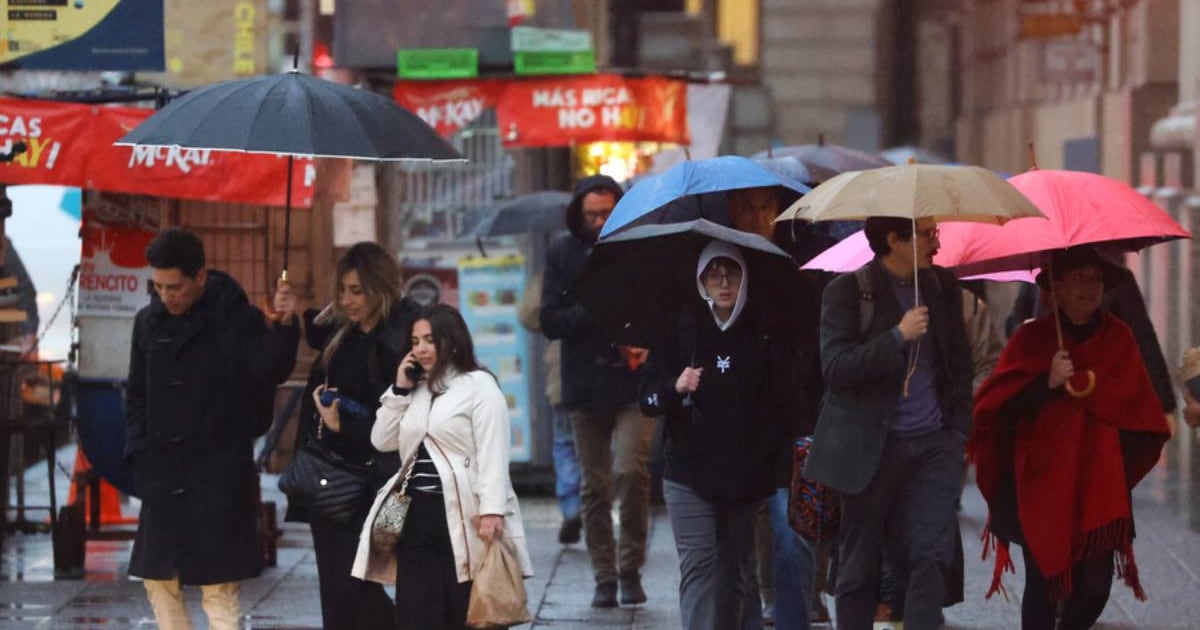 El regreso inesperado de la lluvia en Santiago: ¿un respiro o un aviso?