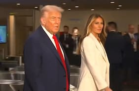 Así fue el incidente en las escaleras mecánicas de la ONU que involucró a Trump y la primera dama