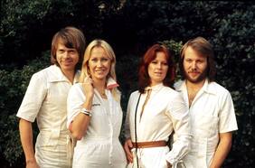 El esperado regreso de ABBA se empaña con un concierto en Suecia que deja dos muertos