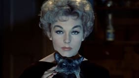 Kim Novak, irrepetible: la programación de Cine UC para su ciclo de películas de la actriz estadounidense
