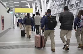 Expulsan a 65 ciudadanos extranjeros de nuestro país: vuelo chárter tendría como destino Colombia y República Dominicana